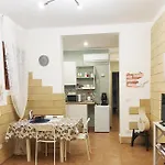 La Dimora Di Don Vito - Confortevole Apartment Bari