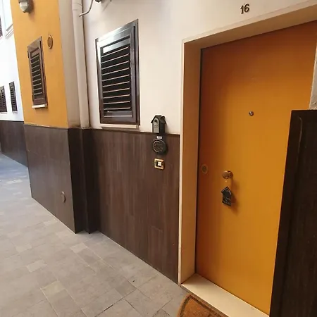 La Dimora Di Don Vito - Confortevole Apartament